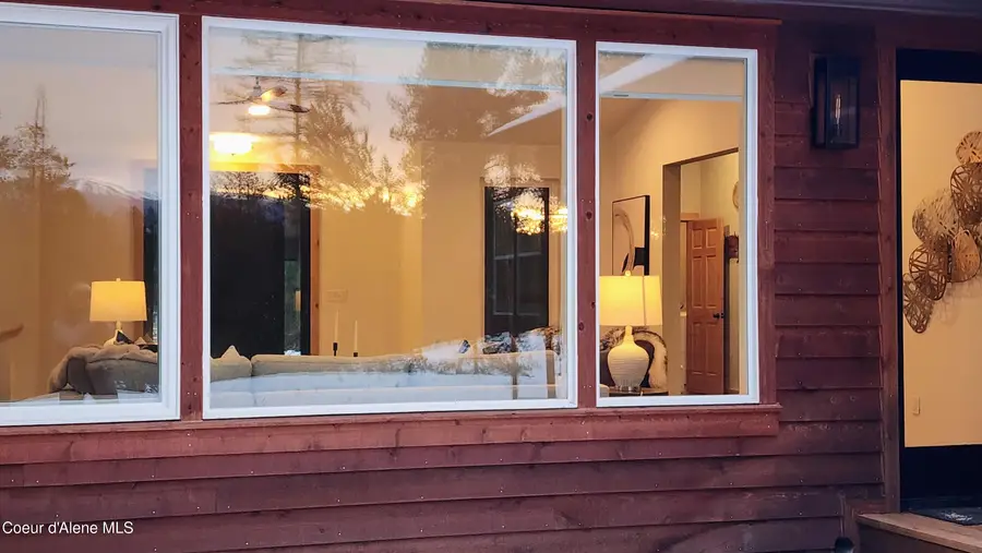 672 Hopkins RD, Sandpoint, ID 83864 - #3