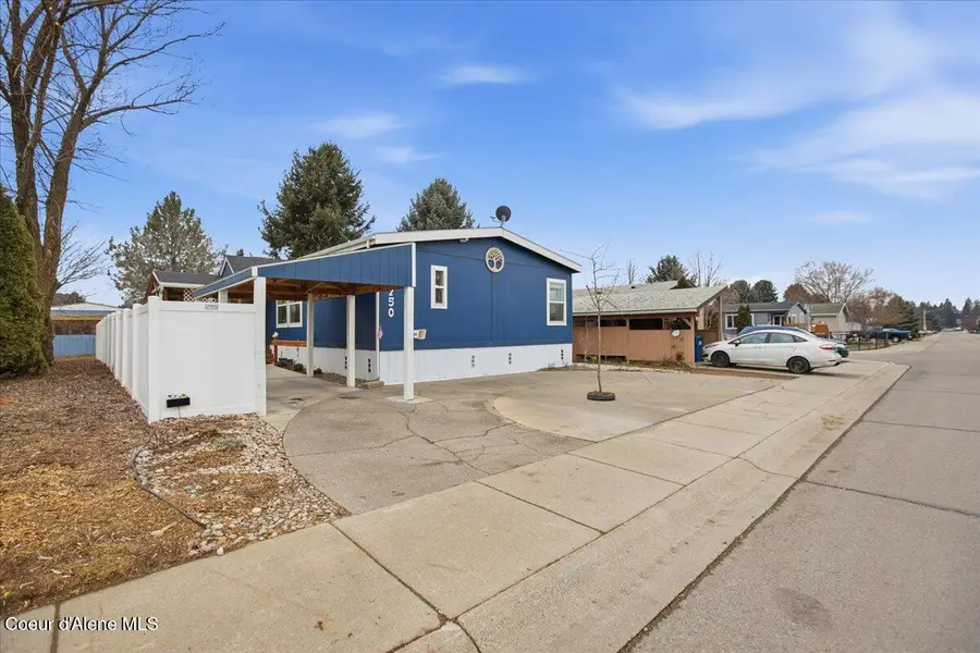 1750 W Yorkshire AVE, Coeur Dalene, ID 83815 - #2