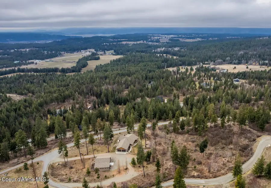 427 Wood Duck LN, Bonners Ferry, ID 83805 - #2