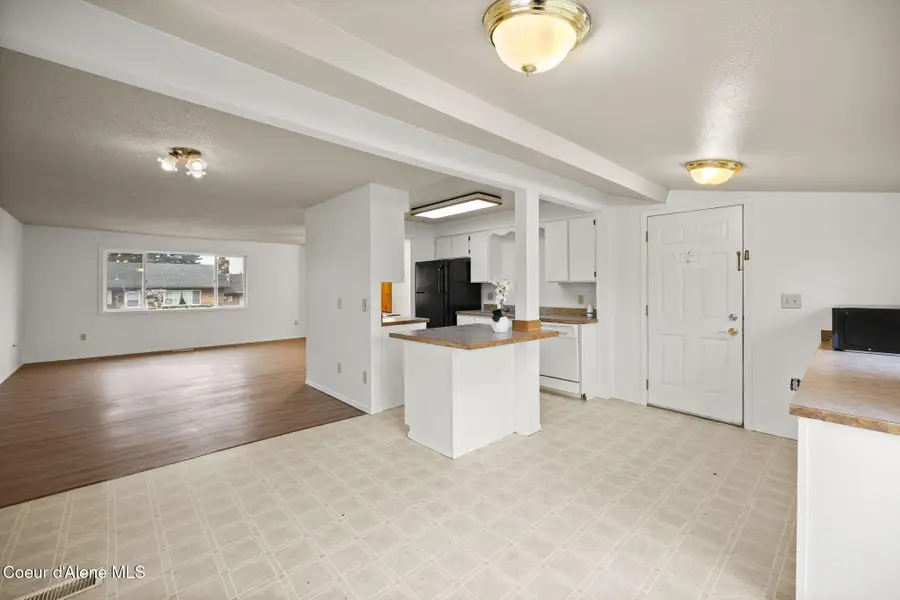 151 E LACEY AVE, Hayden, ID 83835 - #3