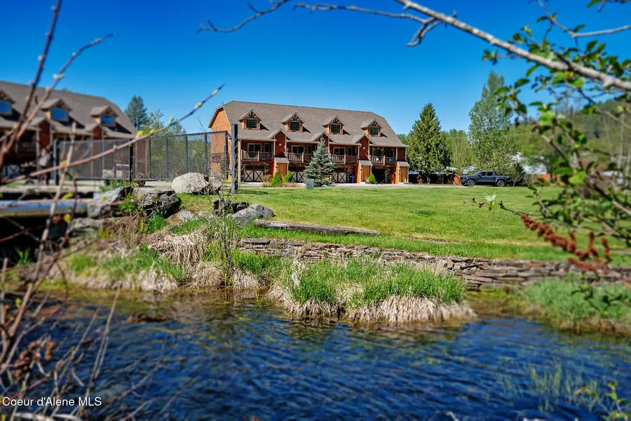 1 Elsie Peak CT #B1, BLDG B, Pinehurst, ID 83850 - #2