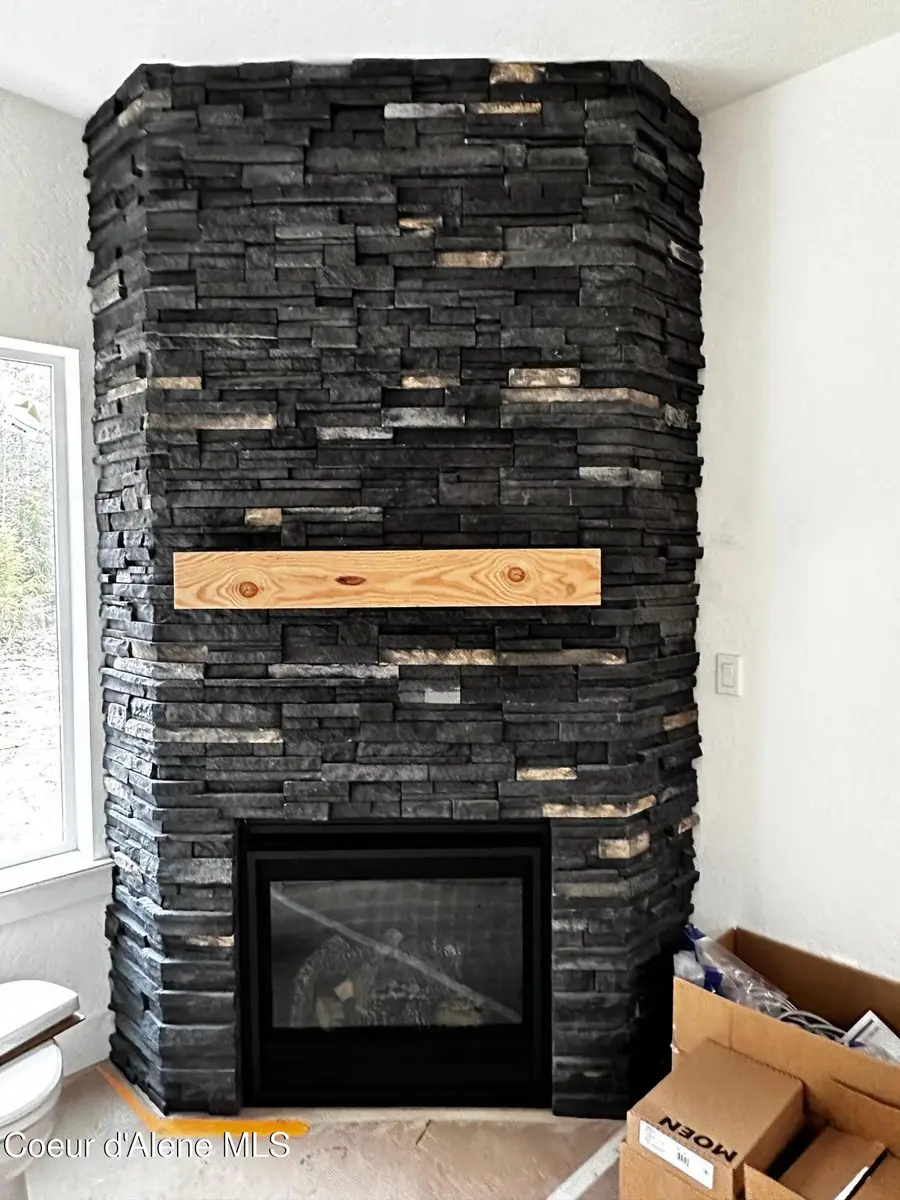 7824 E Autry Ln, Athol, ID 83801 - #3