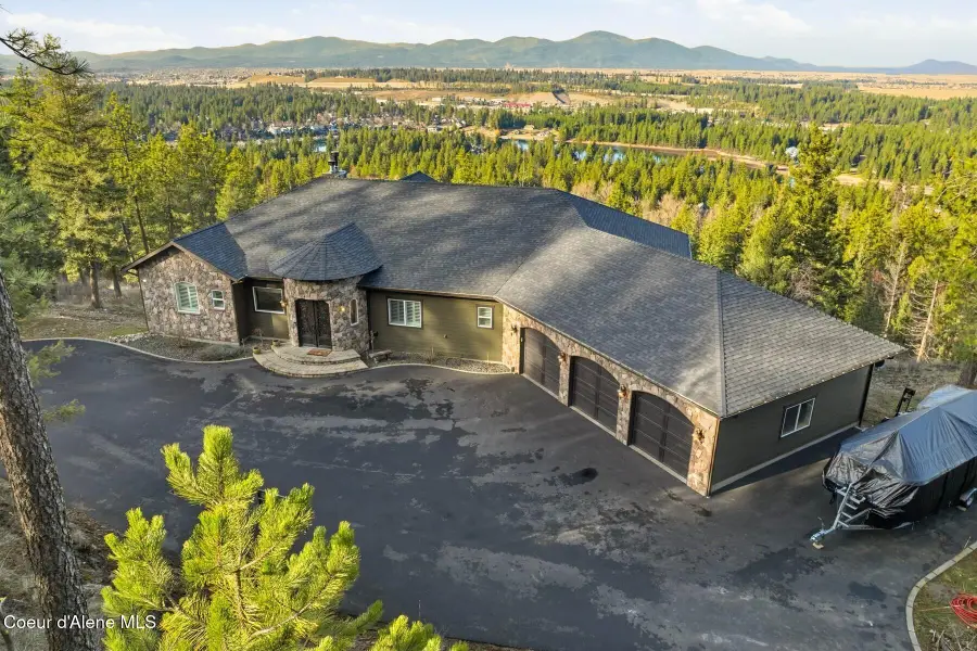 5969 W Highland Dr, Coeur Dalene, ID 83814 - #3