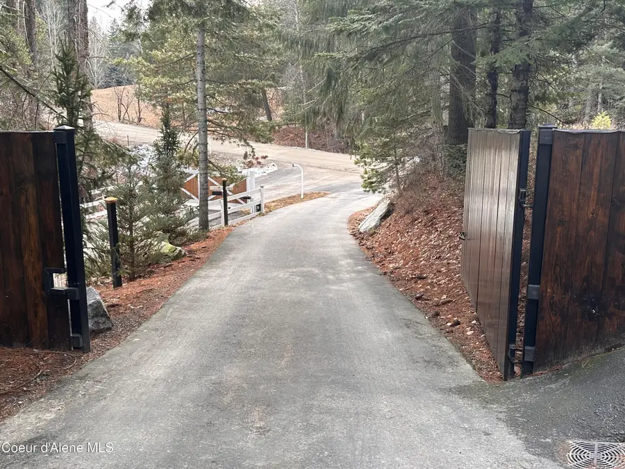 2727 Selkirk RD, Sandpoint, ID 83864 - #2