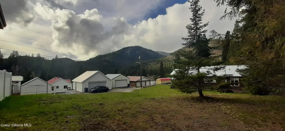 8th St, Mullan, ID 83846 - #1