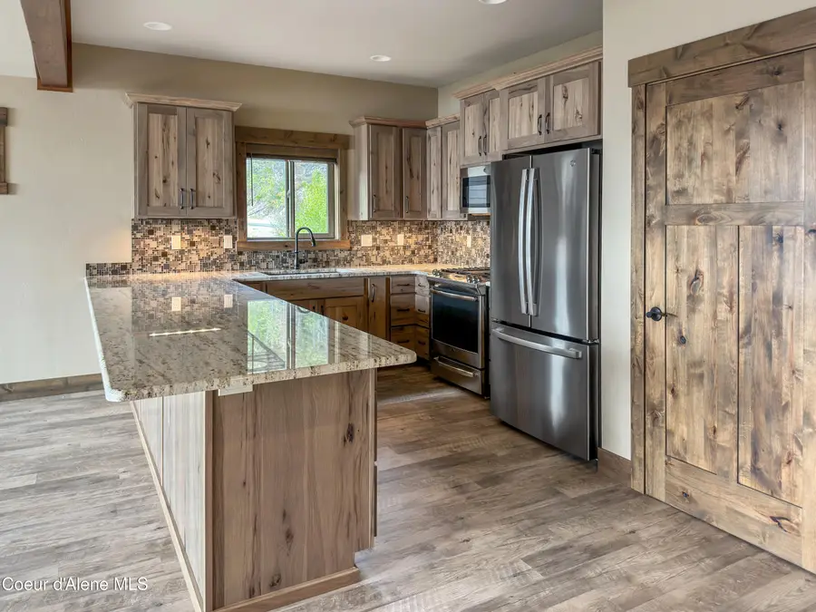 74 Palouse DR, Nordman, ID 83848 - #2