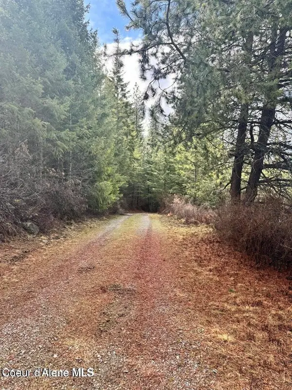 NNA Quiet Heights Rd., Athol, ID 83801