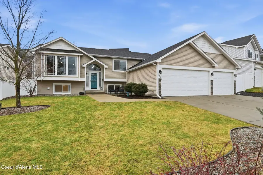 8822 E Vista Park Dr, Spokane, WA 99217 - #2