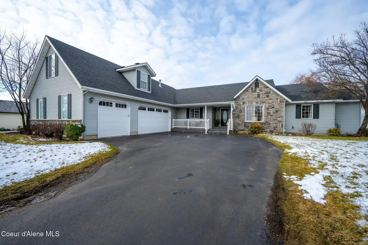 2661 N Distant Star RD, Post Falls, ID 83854 - #1