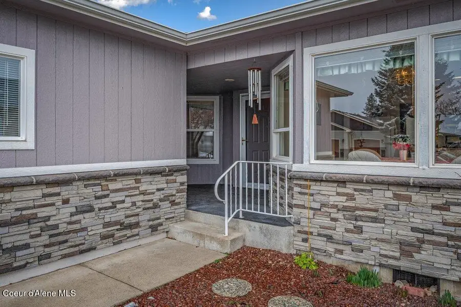 1485 W Woodlawn DR, Hayden, ID 83835 - #3