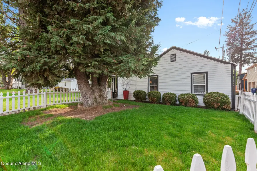 1511 E Mullan AVE, Coeur Dalene, ID 83814 - #3