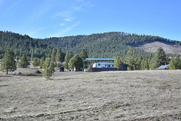 624 Vine Maple RD, Desmet, ID 83824