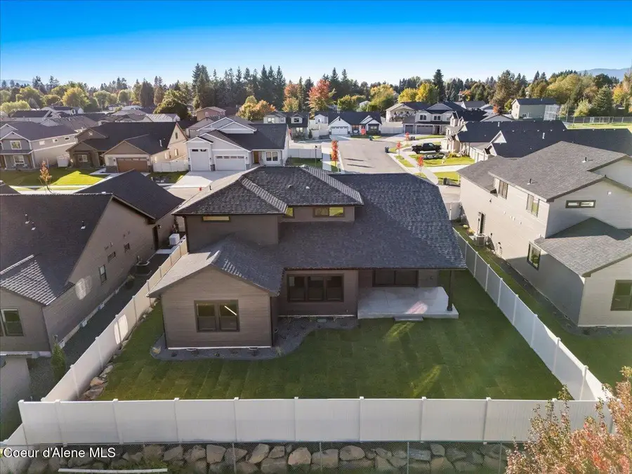 9345 N Secretariat LN, Hayden, ID 83835 - #2