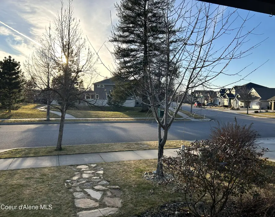 7058 N Cornwall ST, Coeur D Alene, ID 83815 - #2