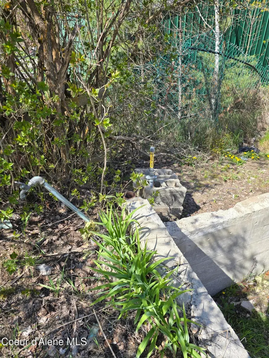 821 Lower Page RD, Smelterville, ID 83868 - Image #3