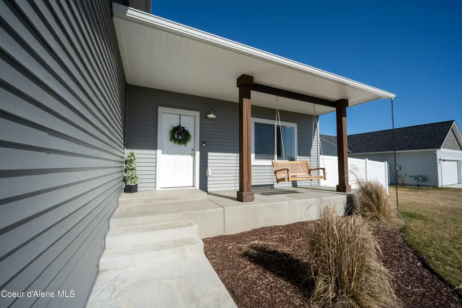 12750 N CAVANAUGH DR, Rathdrum, ID 83858 - #2