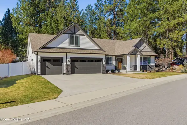 11565 N Emerald DR, Hayden, ID 83835
