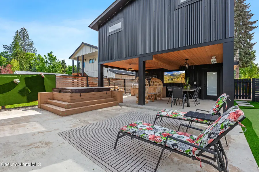 301 S 17TH ST, Coeur Dalene, ID 83814 - #3