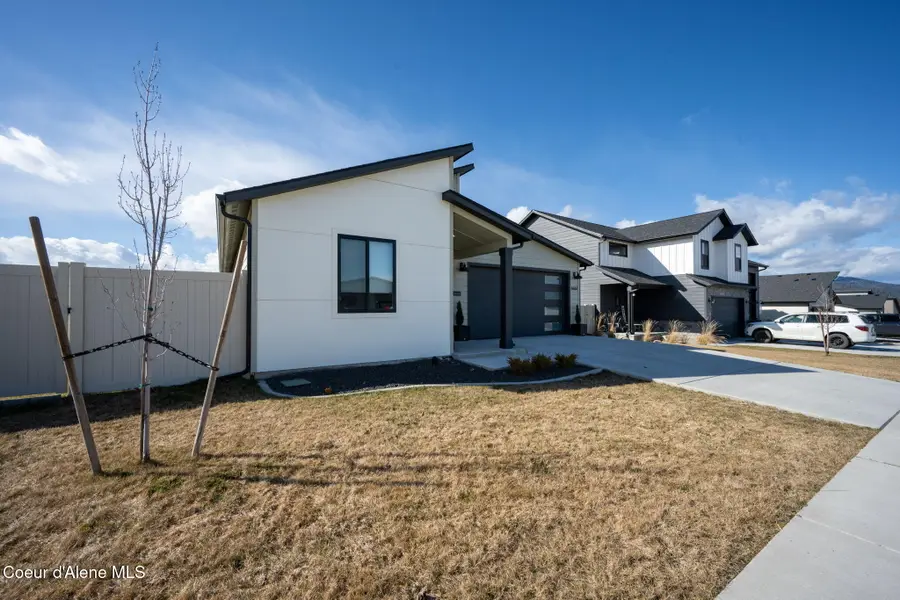 6663 W Portrush DR, Rathdrum, ID 83858 - #3