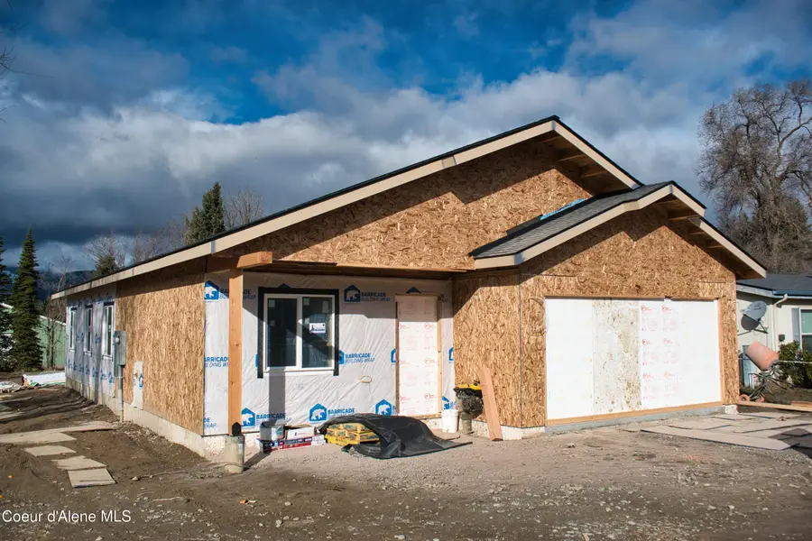 6180 Dallas Ln, Bonners Ferry, ID 83805 - #2