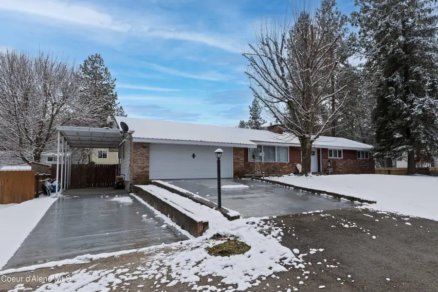 305 S 1st ST, Pinehurst, ID 83850 - #2