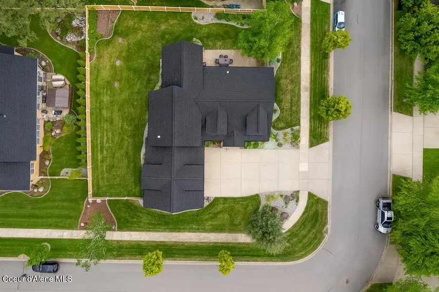 724 E Arena LOOP, Hayden, ID 83835 - Image #2