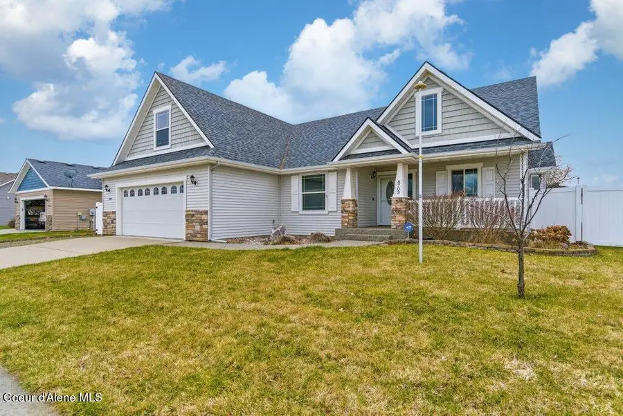 8703 N Courcelles Pkwy, Hayden, ID 83835 - #2