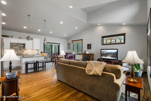 96 Rimrock Ct, Priest River, ID 83856