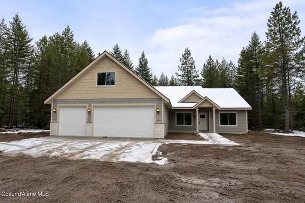 7705 E Howard Rd, Athol, ID 83801