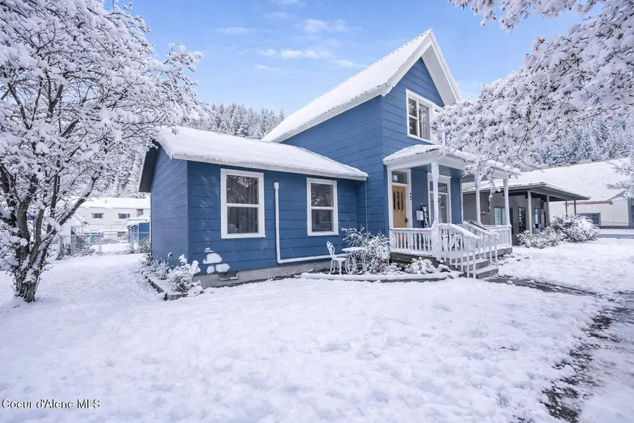 409 Pine St, Wallace, ID 83873 - #2