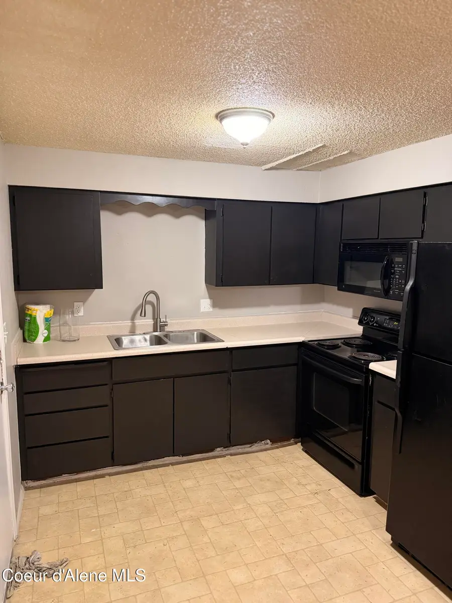 1708 N 8th St, Coeur Dalene, ID 83814 - #2