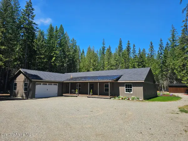 245 Lost Creek LN, Priest River, ID 83856