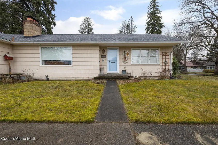 401 S 1st Ave, Sandpoint, ID 83864 - #3