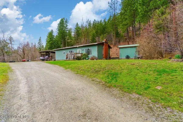 43513 Riverview DR, Kingston, ID 83839