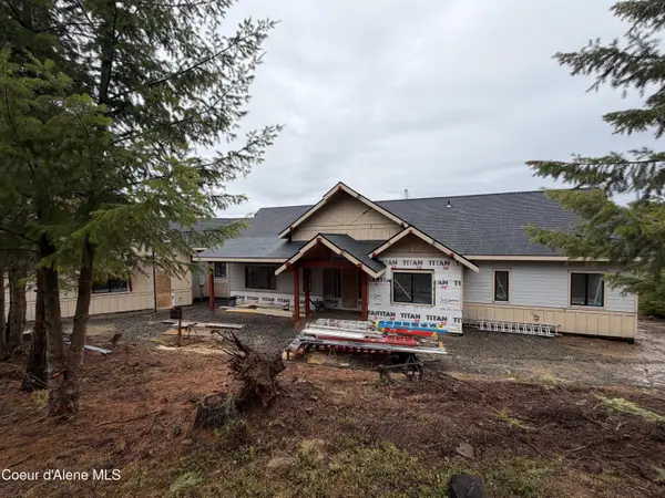 883 GROUSE MOUNTAIN RD, Sagle, ID 83860