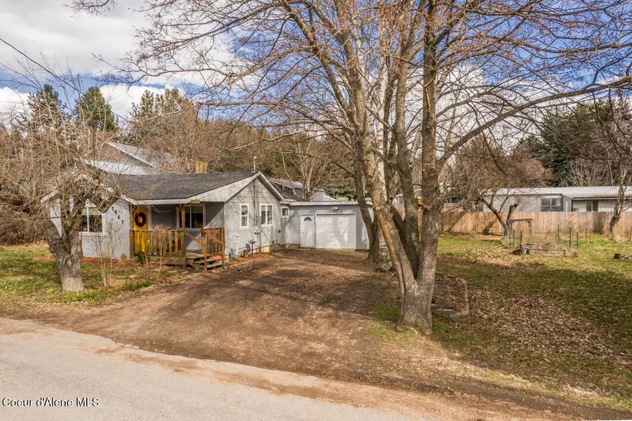 7467 Wells St, Bonners Ferry, ID 83805 - #2