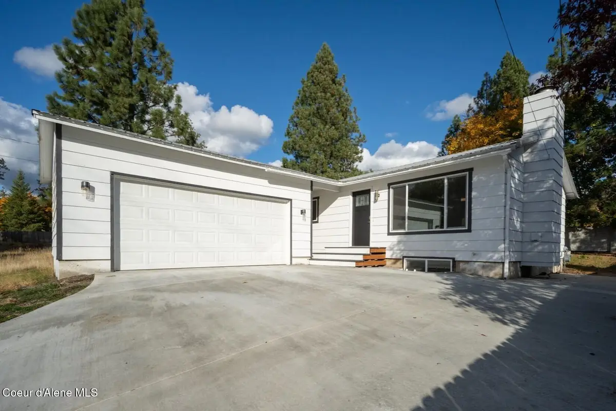 2818 N 17th ST, Coeur Dalene, ID 83815 - #1