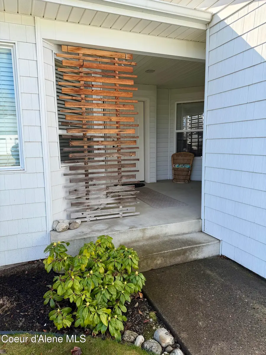 1446 W Woodlawn DR, Hayden, ID 83835 - #2