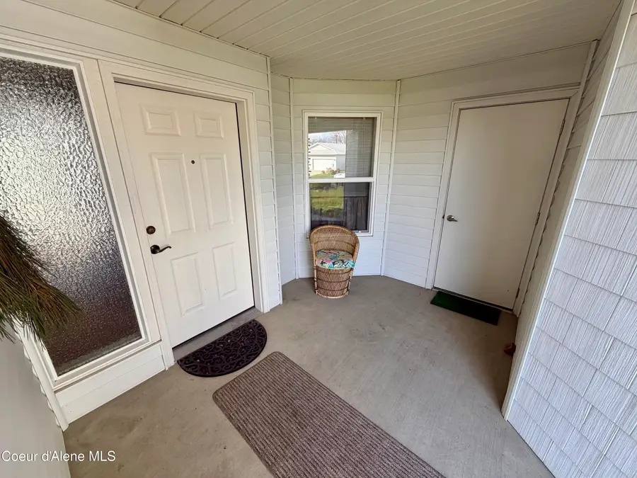 1446 W Woodlawn DR, Hayden, ID 83835 - #3