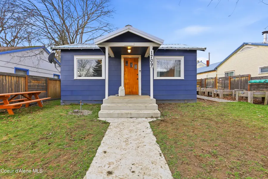 1709 N 7th ST, Coeur Dalene, ID 83814 - #3