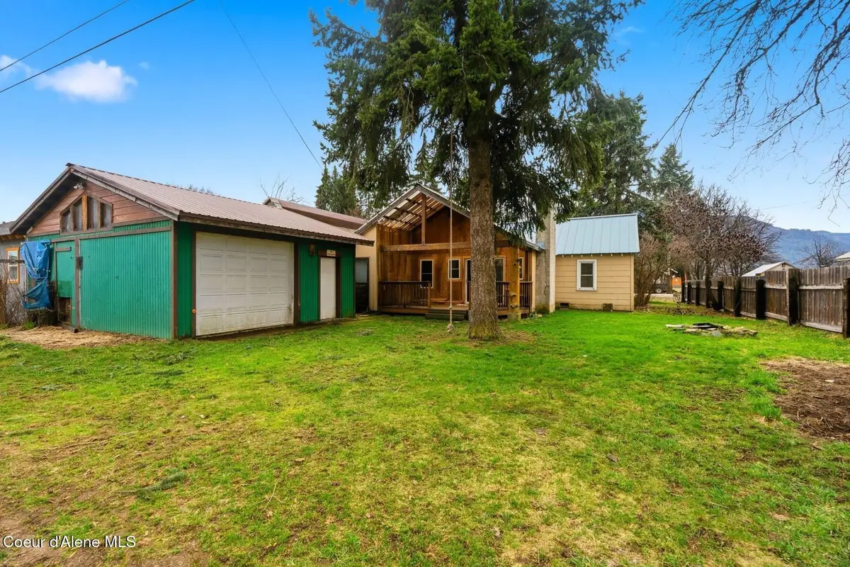 210 W 3rd Ave, Clark Fork, ID 83811 - #1