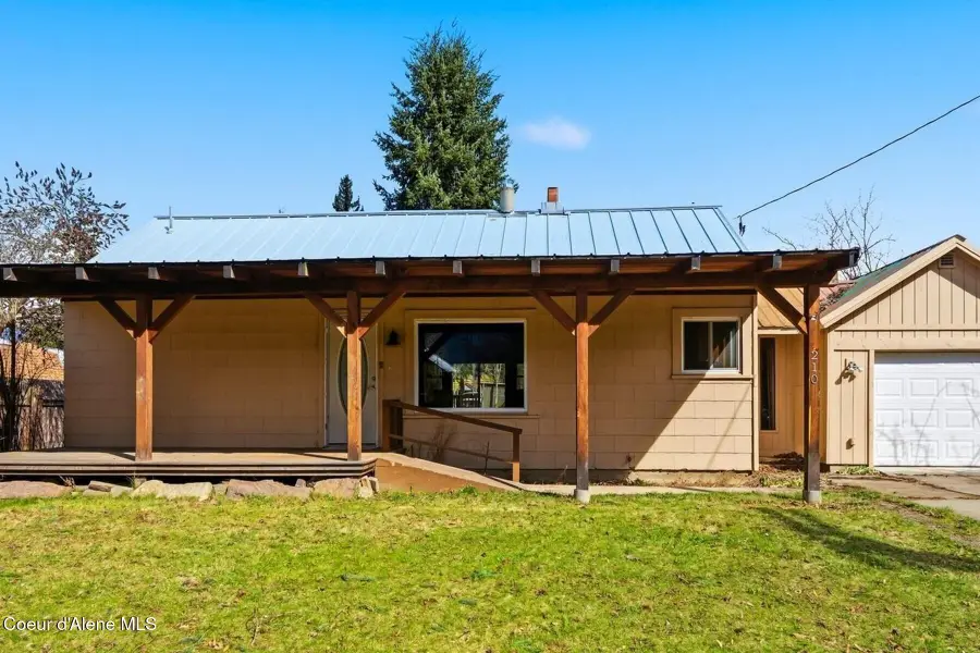 210 W 3rd Ave, Clark Fork, ID 83811 - #3