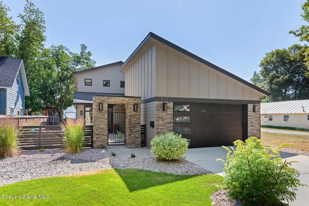 838 N GOVERNMENT WAY, Coeur Dalene, ID 83814 - #1