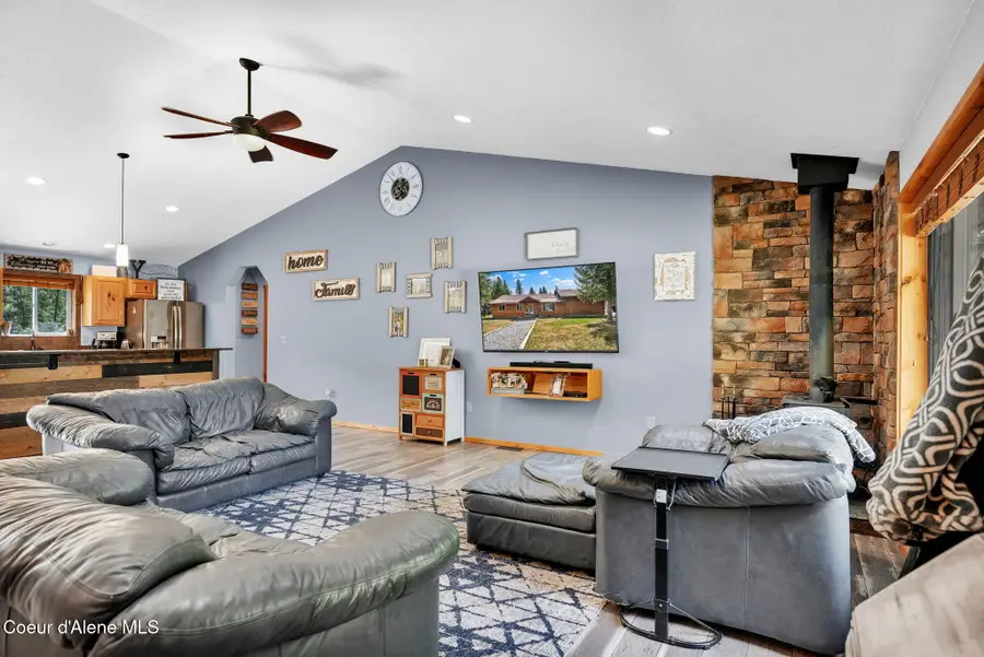 181 E Deer Meadow Lane, Blanchard, ID 83804 - Image #2