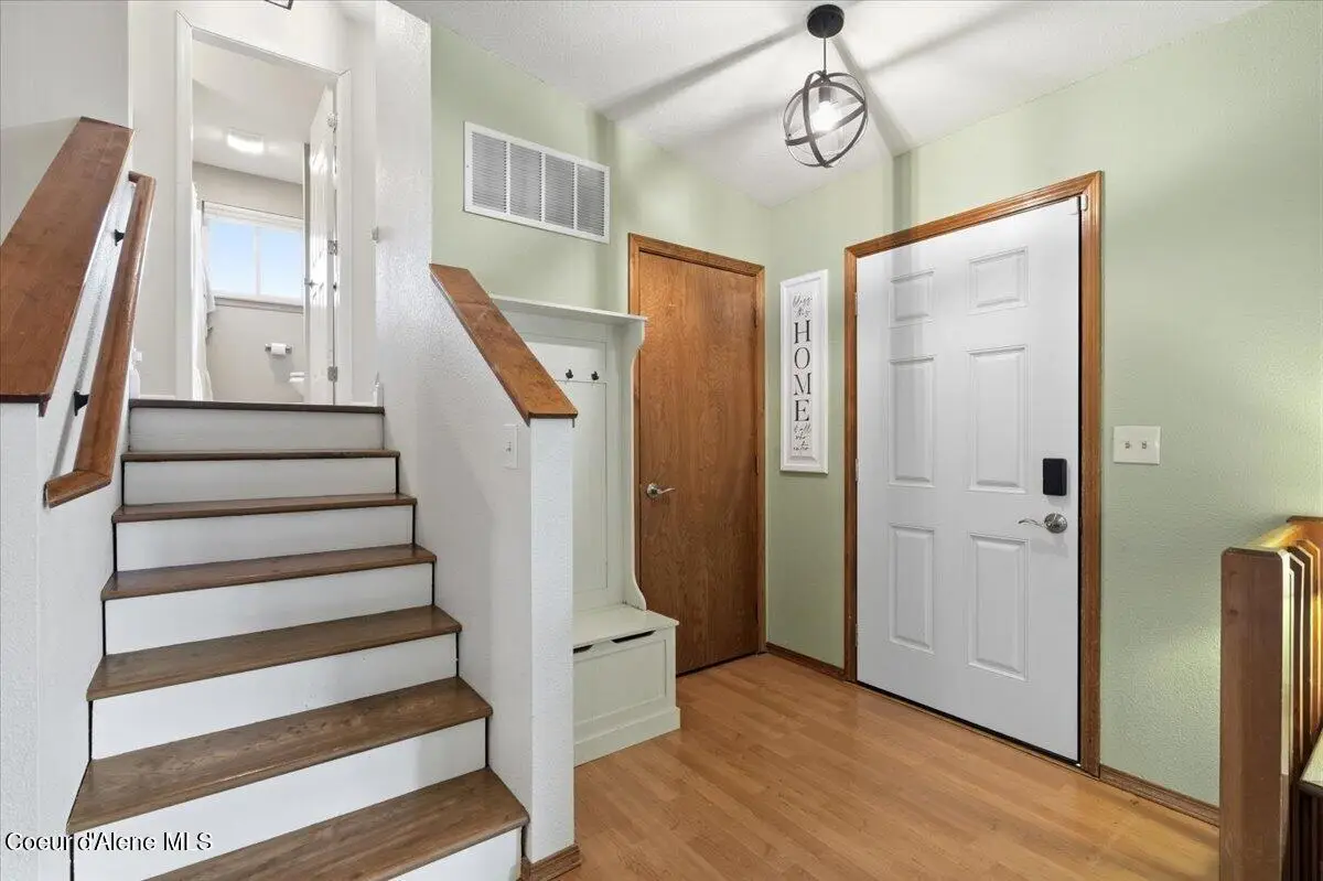 865 W Parkhurst CT, Coeur Dalene, ID 83815 - #1