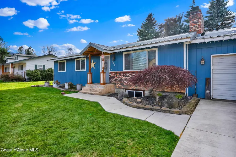 206 S Idaho ST, Post Falls, ID 83854 - #3