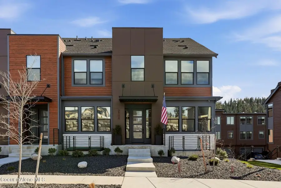 2704 W Lumber Ln, Coeur Dalene, ID 83814 - #2