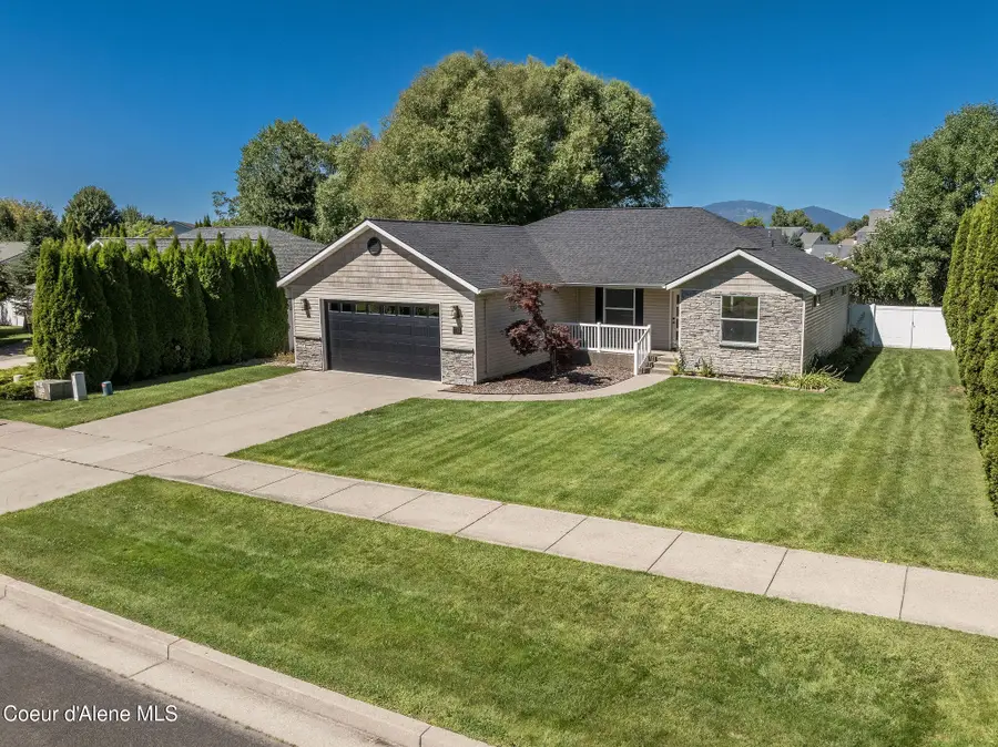 2715 W BROADMOORE DR, Hayden, ID 83835 - #3