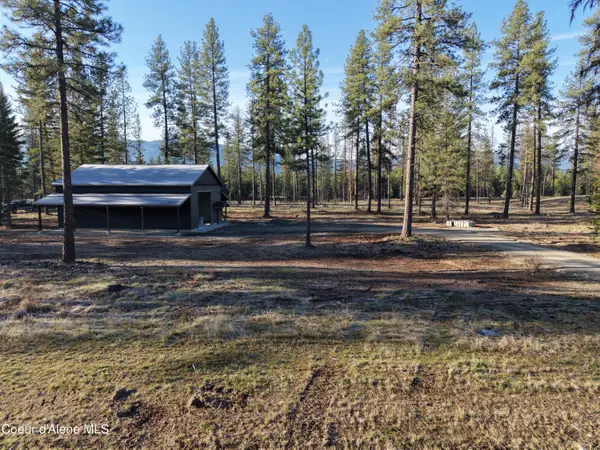 102 Wallace Lane, Blanchard, ID 83804