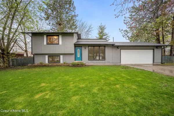 2020 W James Crowe DR, Hayden, ID 83835